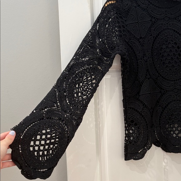 Ultra Pink Black Crotchet Lace Blouse - Picture 3 of 6